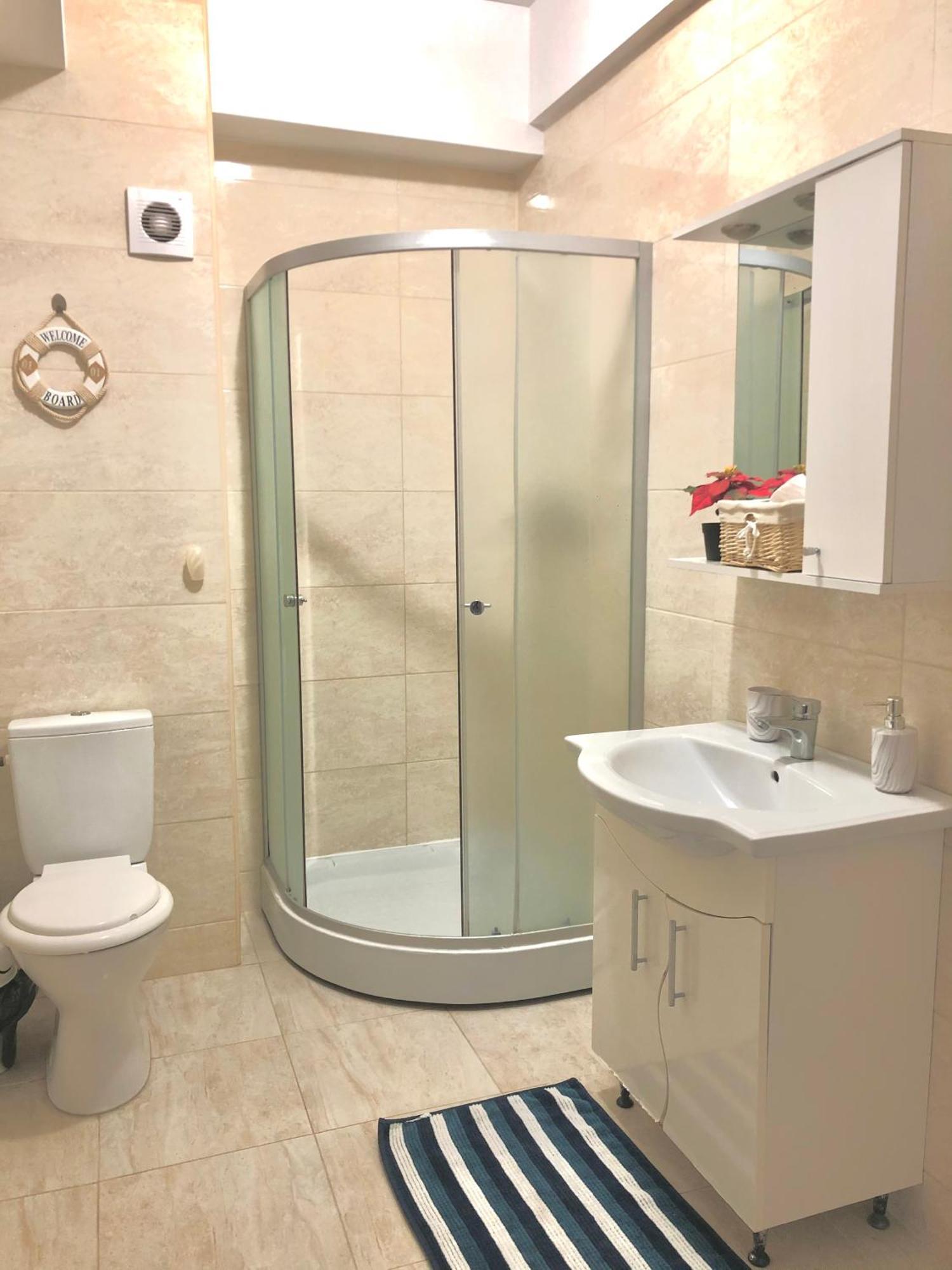 Aquamarine Summerland Apartament